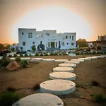 فندق Naxian Secret 3*