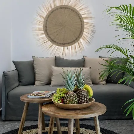 Naxian Secret Hotel 3*