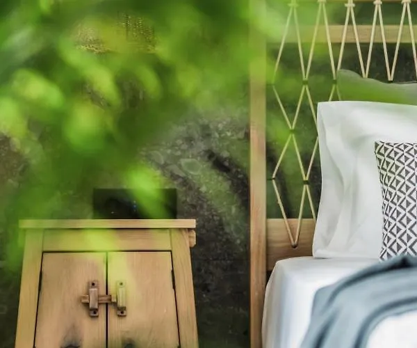 Naxian Secret Hotel 3*