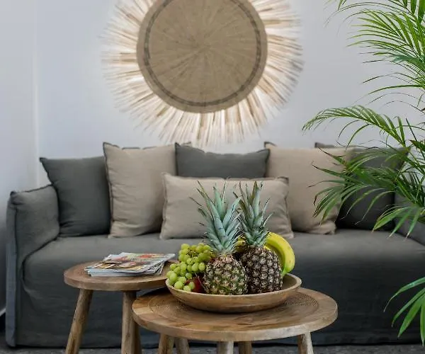 Naxian Secret Hotel 3*