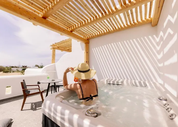 Naxian Secret Hotel 3*